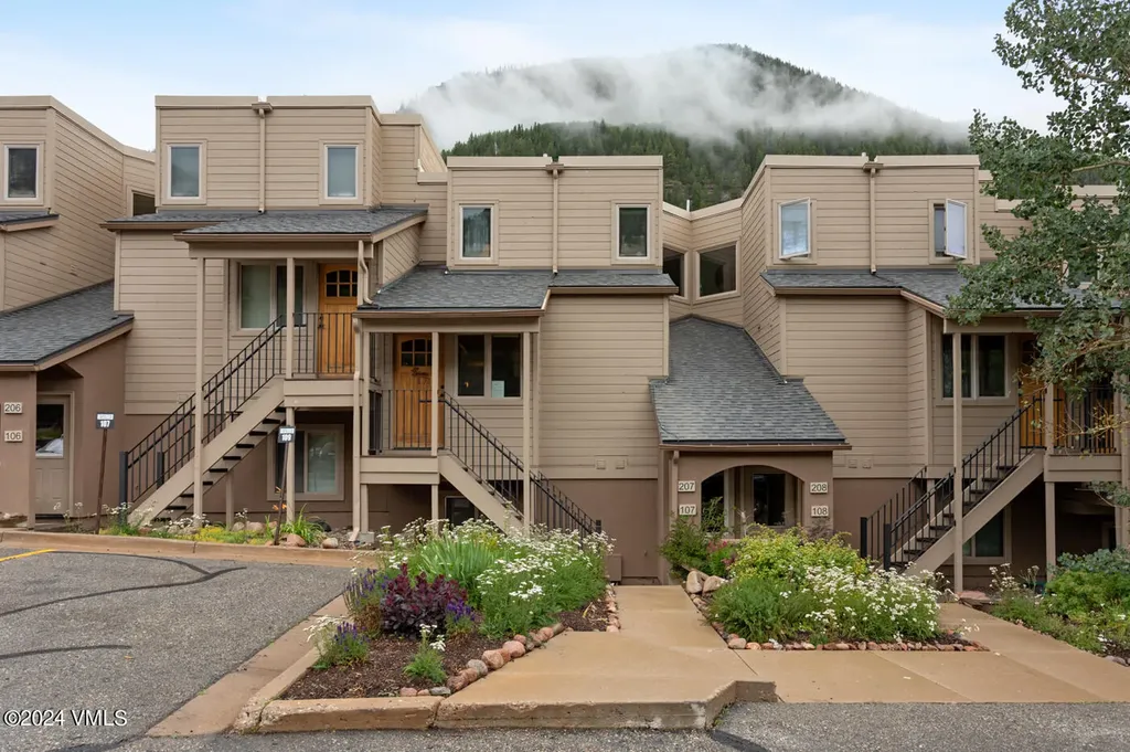 4192 Spruce Way Vail CO 81657