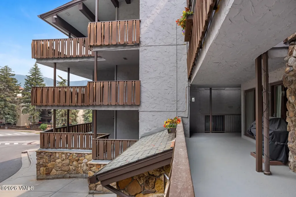 707 W Lionshead Circle Vail CO 81657