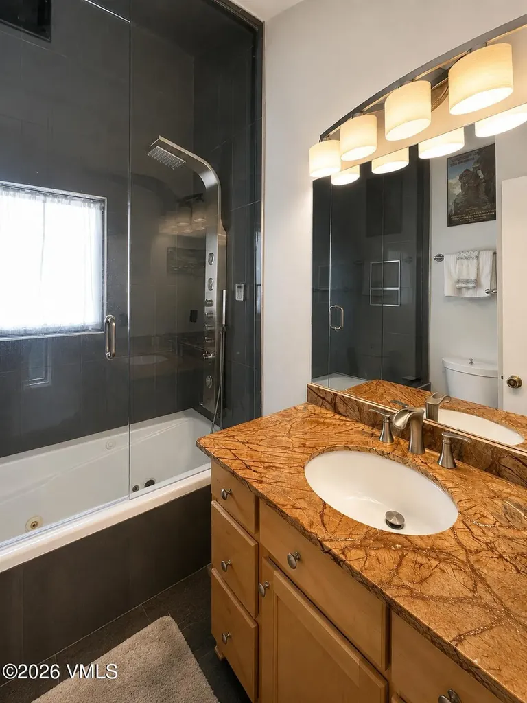 1490 Buffehr Creek Vail CO 81657
