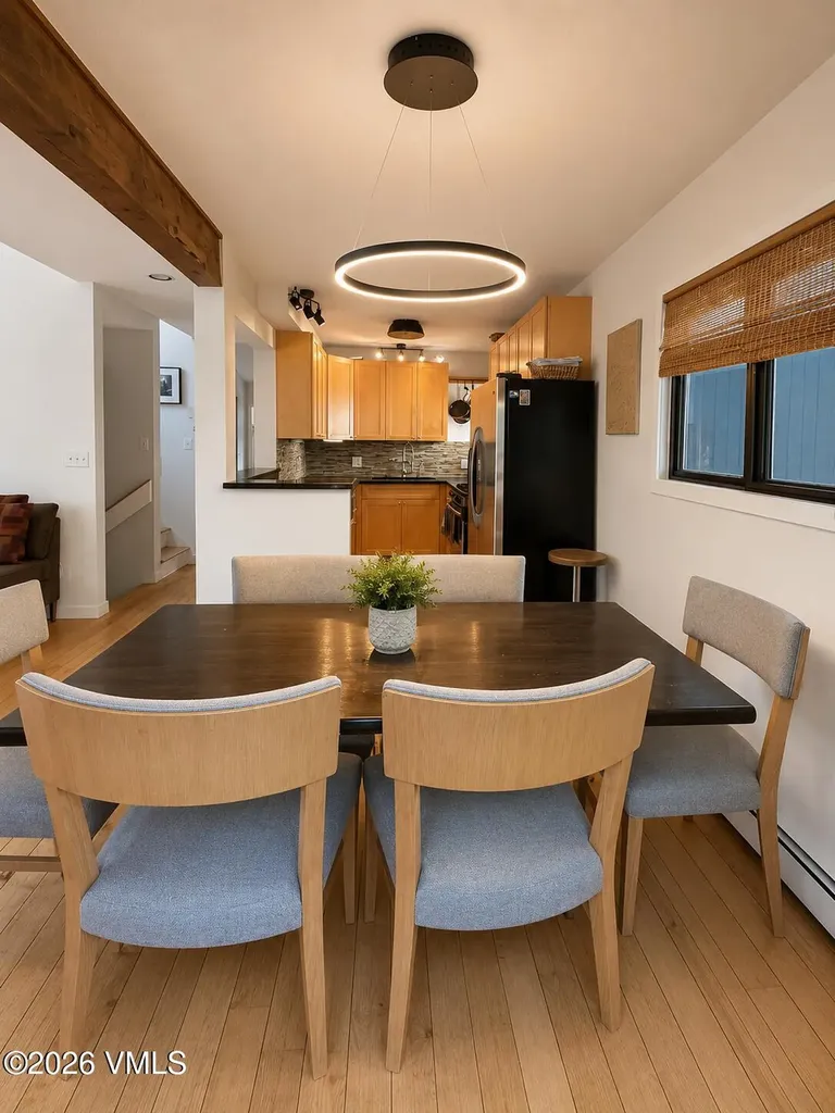1490 Buffehr Creek Vail CO 81657