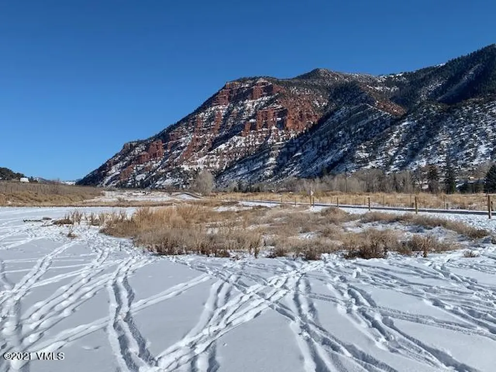 Eagle CO, 21401 US-6