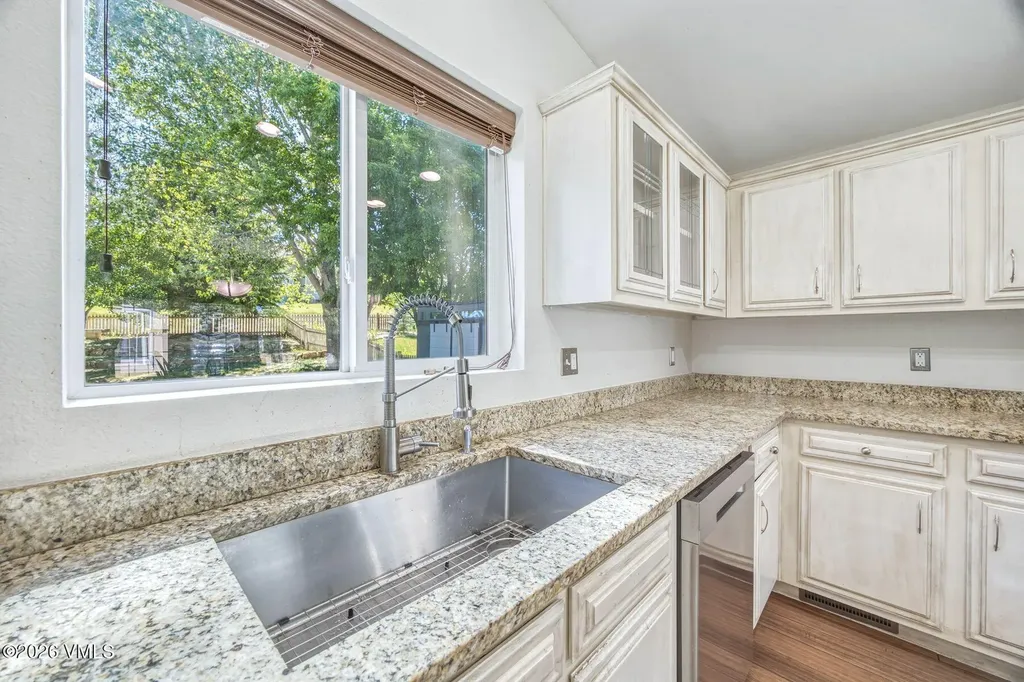 33 Bowie Road Gypsum CO 81637
