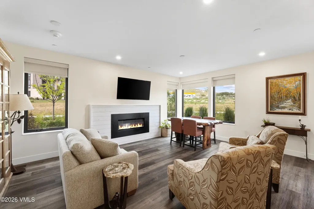 Eagle CO, 91 Mount Hope Circle, Unit D102