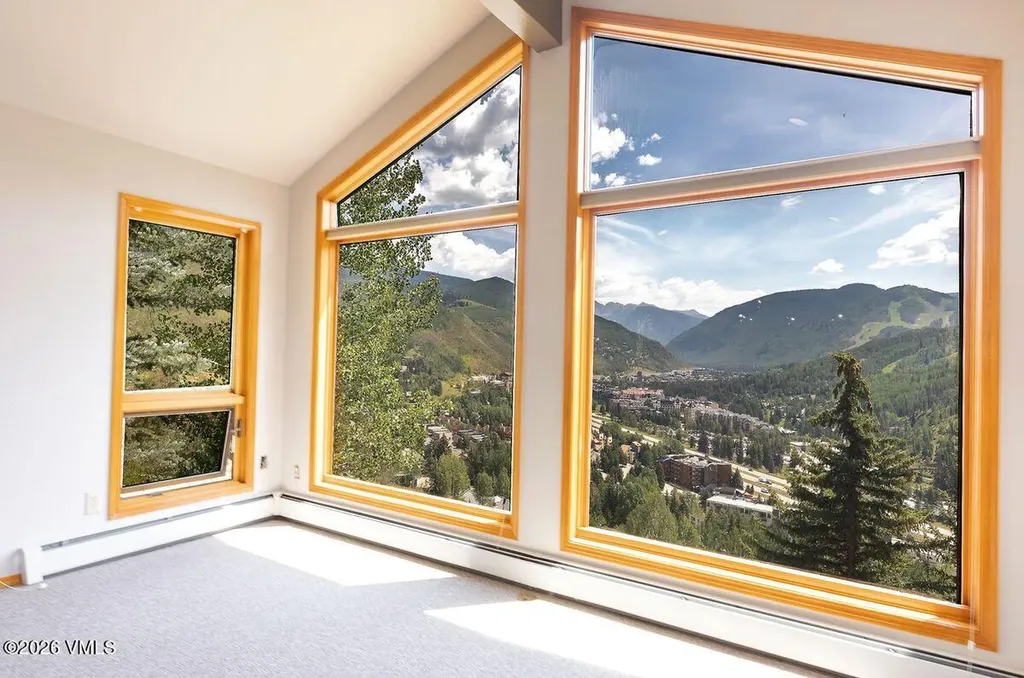 1410 Buffehr Creek Vail CO 81657