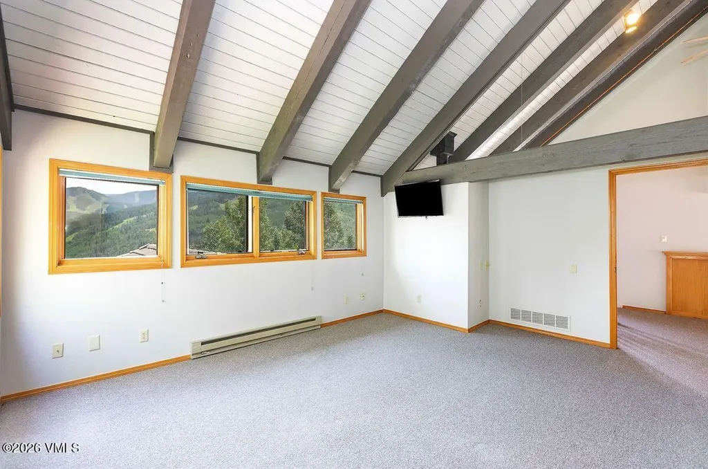 1410 Buffehr Creek Vail CO 81657