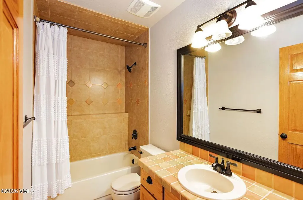 1410 Buffehr Creek Vail CO 81657