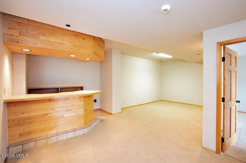1410 Buffehr Creek Vail CO 81657