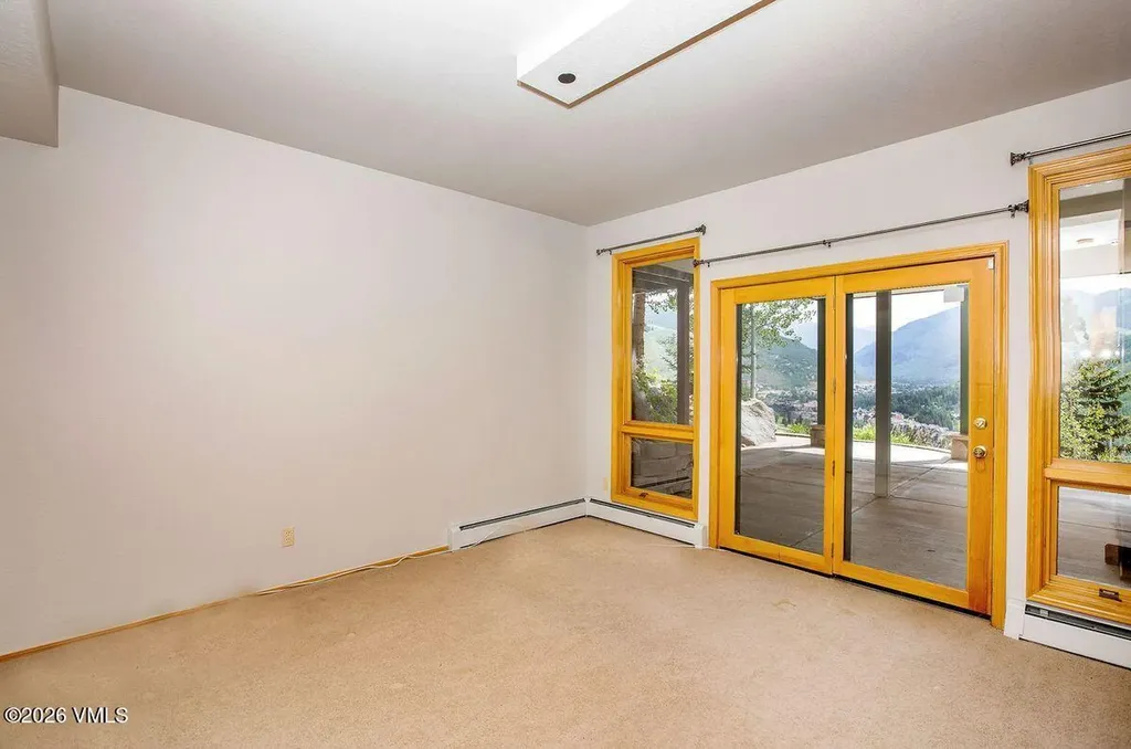 1410 Buffehr Creek Vail CO 81657