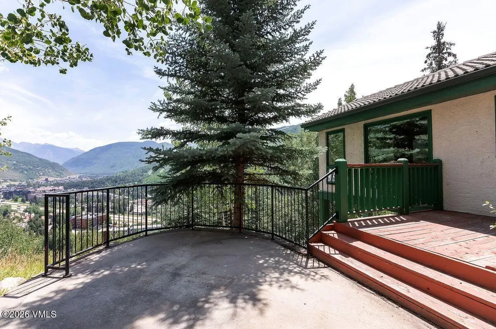 1410 Buffehr Creek Vail CO 81657