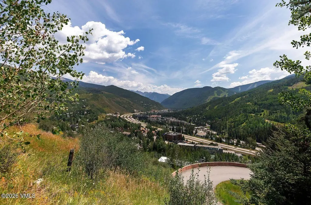 1410 Buffehr Creek Vail CO 81657