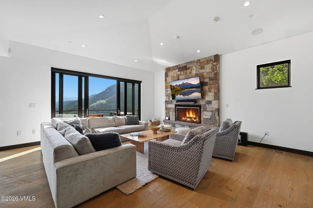 809 Potato Patch Drive Vail CO 81657