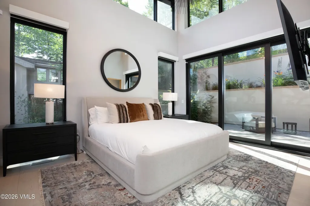 670 Forest Road Vail CO 81657