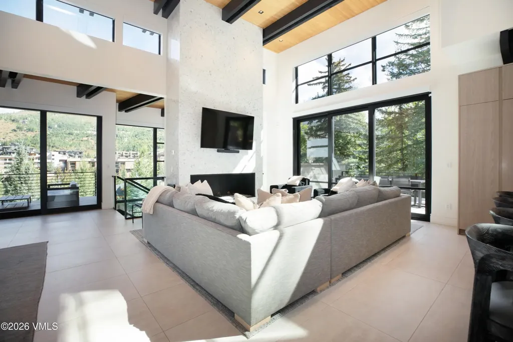 670 Forest Road Vail CO 81657