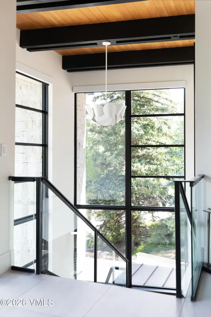 670 Forest Road Vail CO 81657
