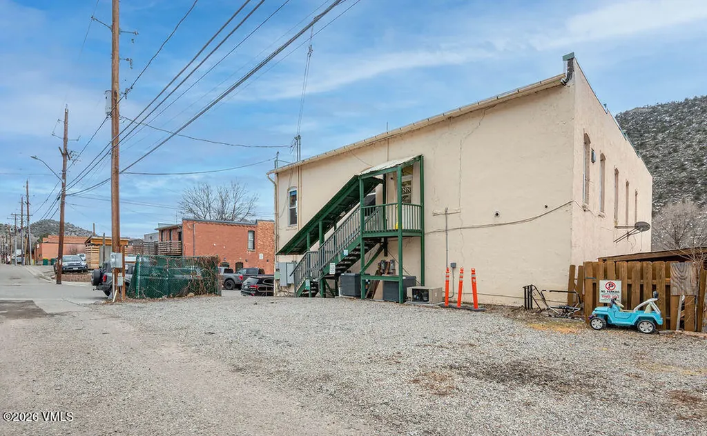 502 W Main Street New Castle CO 81647