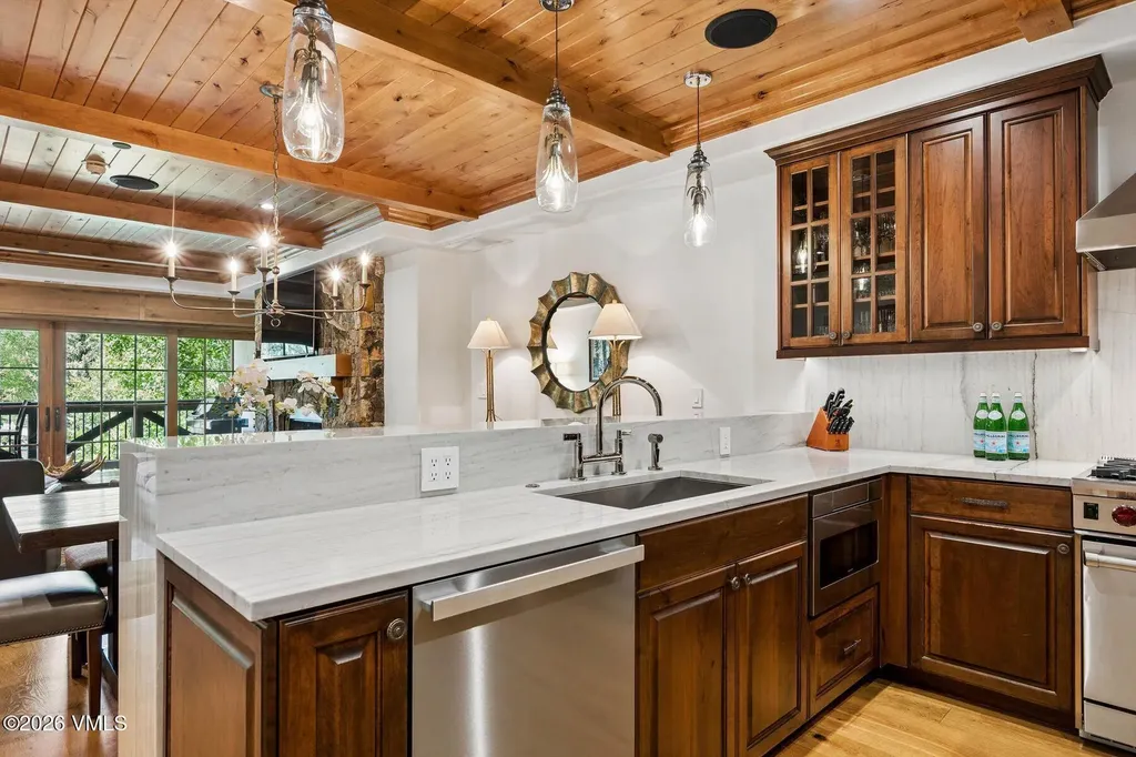 434 S Frontage Road E Vail CO 81657
