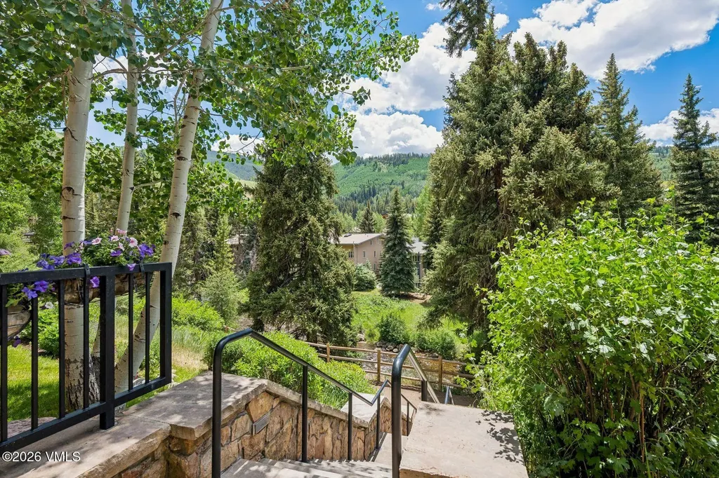 434 S Frontage Road E Vail CO 81657