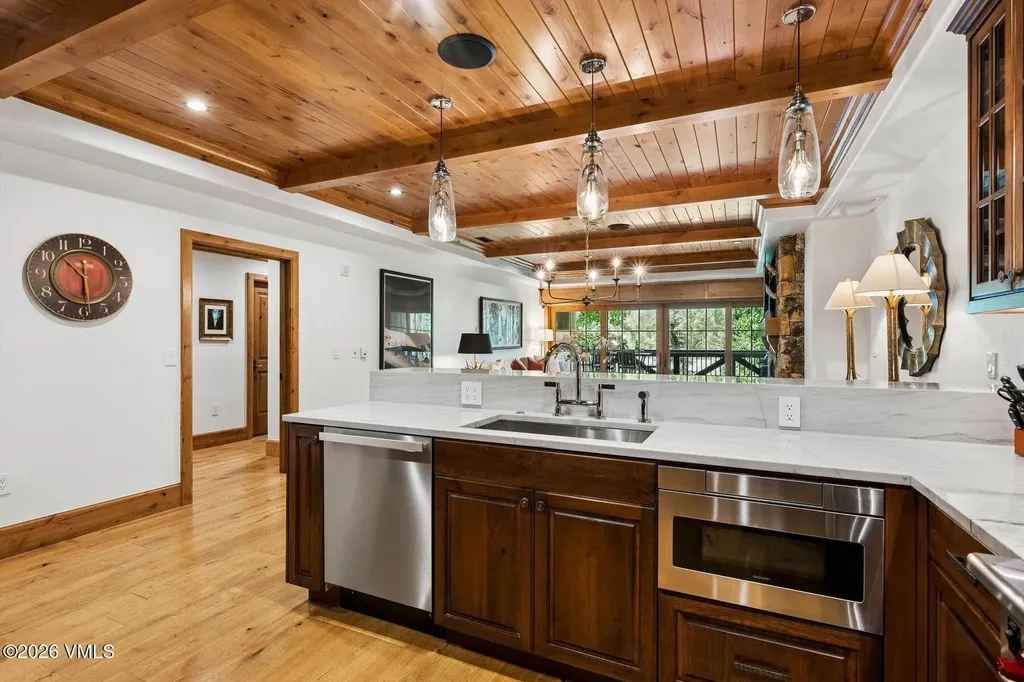 434 S Frontage Road E Vail CO 81657