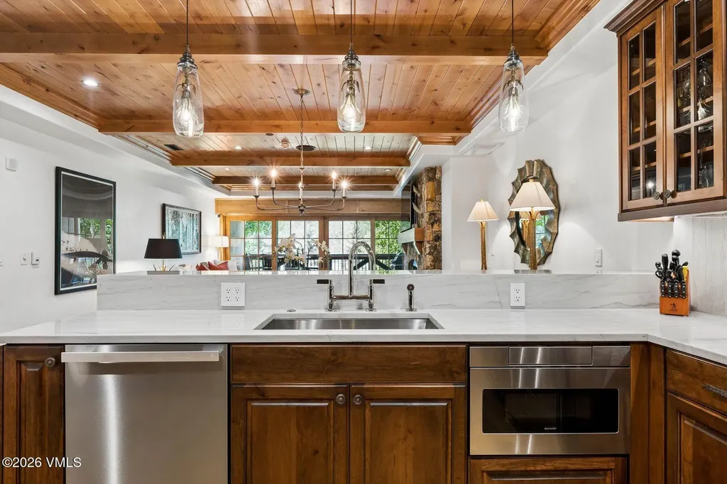 434 S Frontage Road E Vail CO 81657