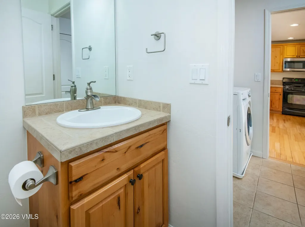 11 Bartholomew Court Gypsum CO 81637