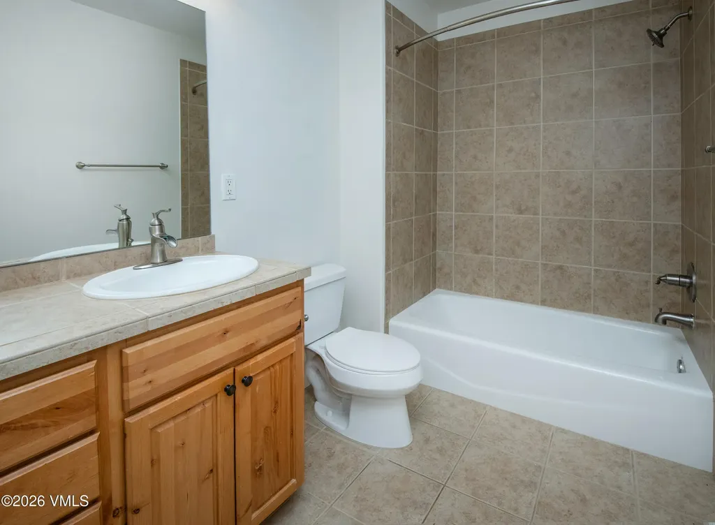 11 Bartholomew Court Gypsum CO 81637