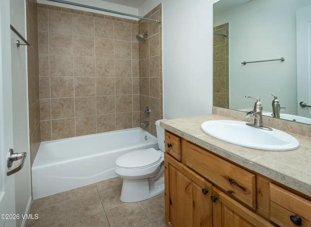11 Bartholomew Court Gypsum CO 81637
