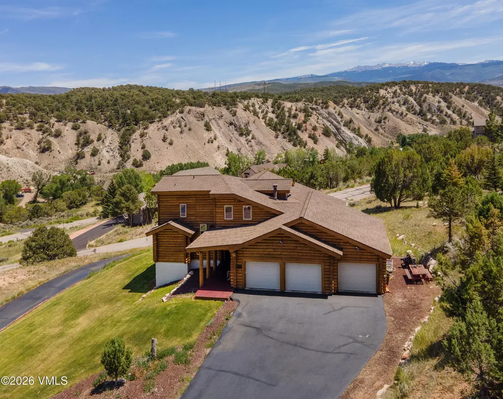 38 Deer Trail Court Eagle CO 81631