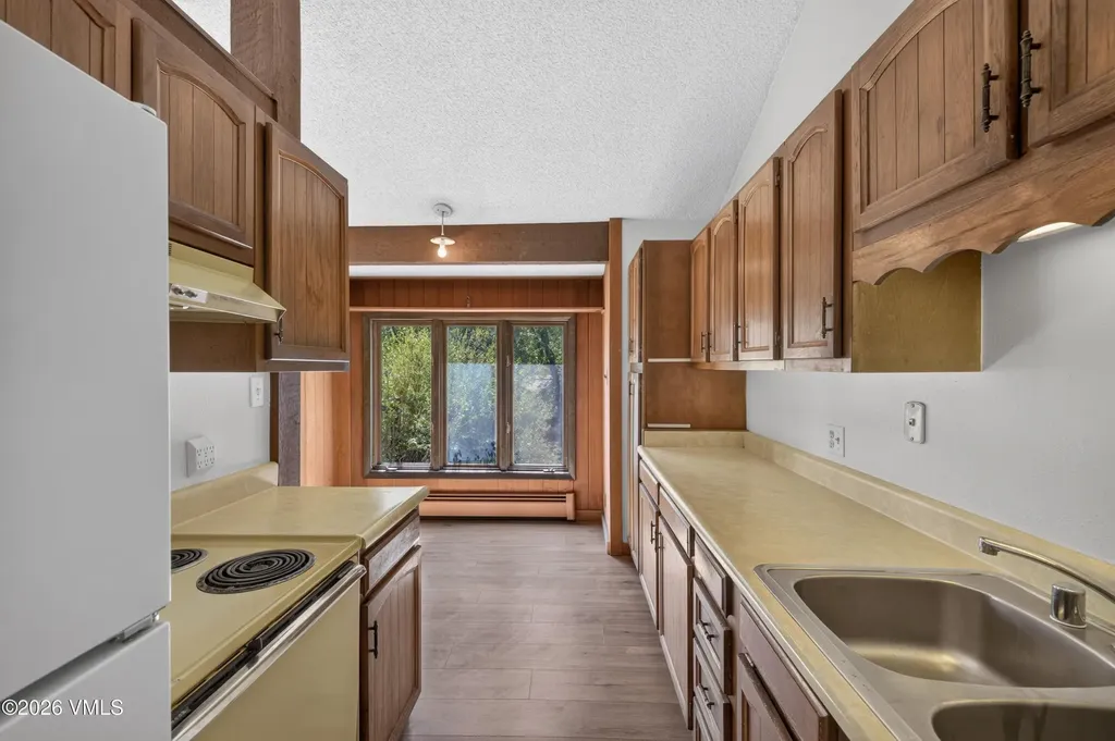 2437 Chamonix Lane Vail CO 81657