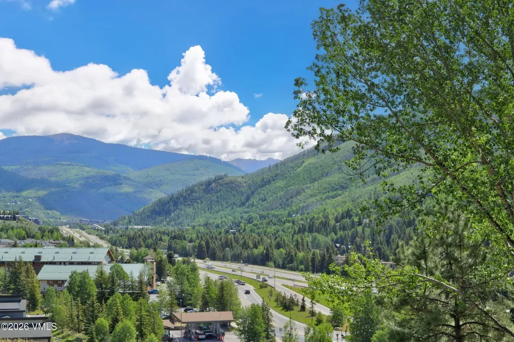 2437 Chamonix Lane Vail CO 81657