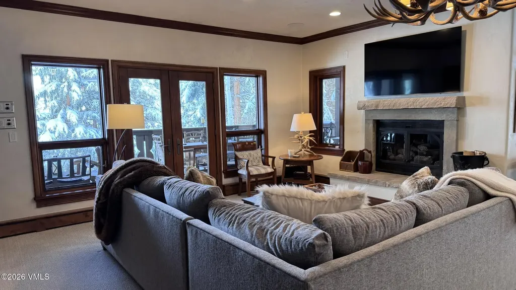 407 Holden Road Beaver Creek CO 81620