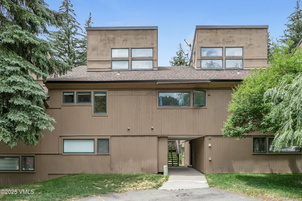 3941 Bighorn Road Vail CO 81657