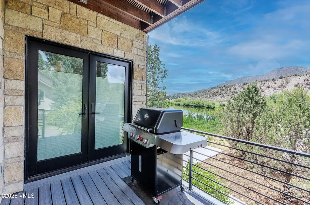 6 Black Bear Drive Gypsum CO 81637