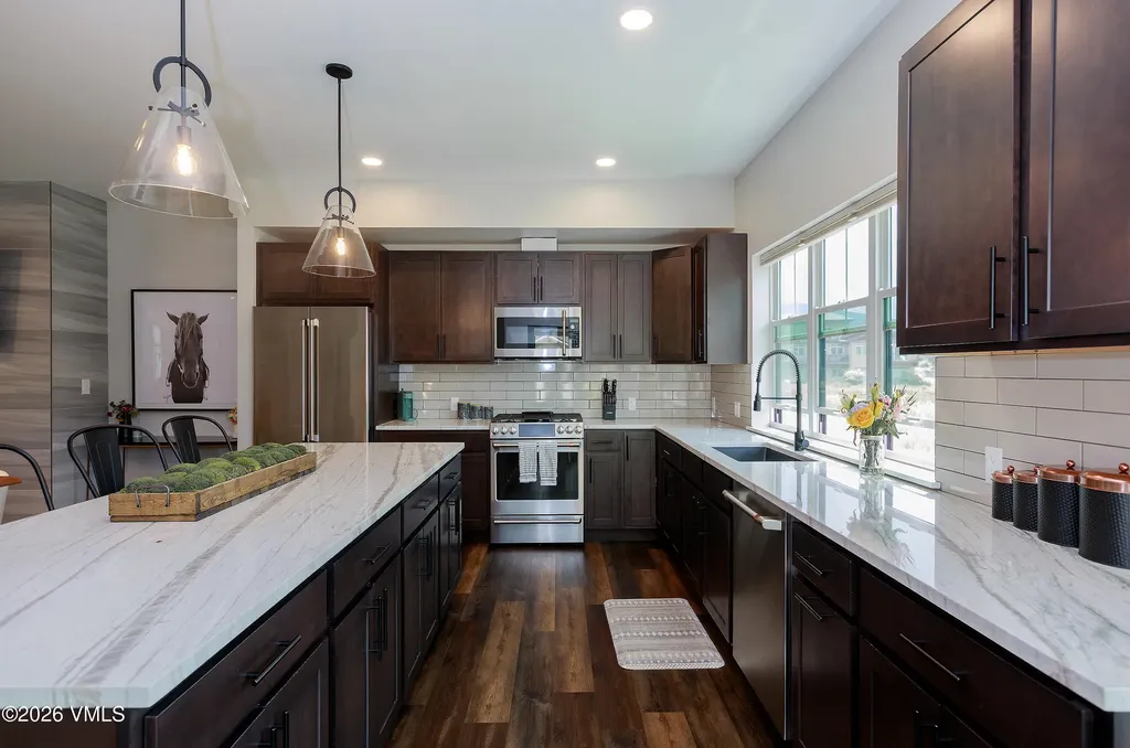 6 Black Bear Drive Gypsum CO 81637