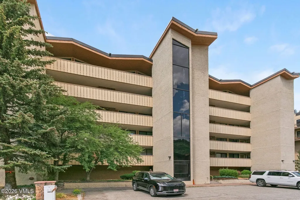 131 W Meadow Drive Vail CO 81657