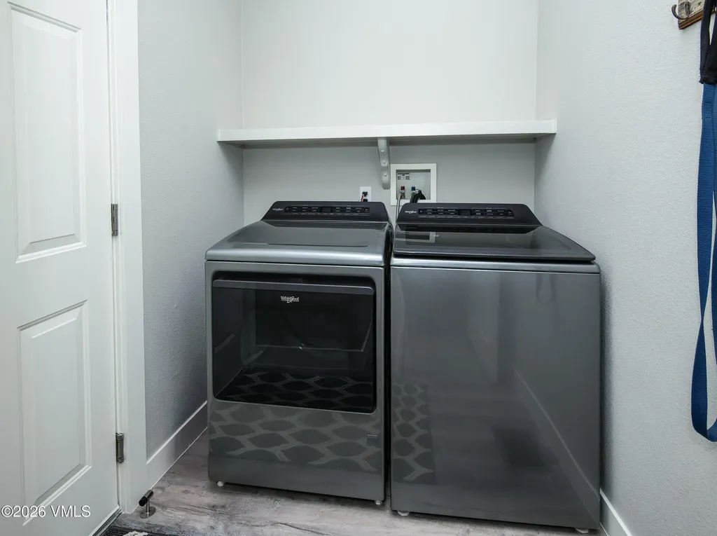 207 Navajo Road Gypsum CO 81637