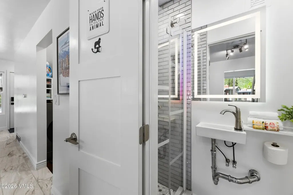 4255 Columbine Way Vail CO 81657
