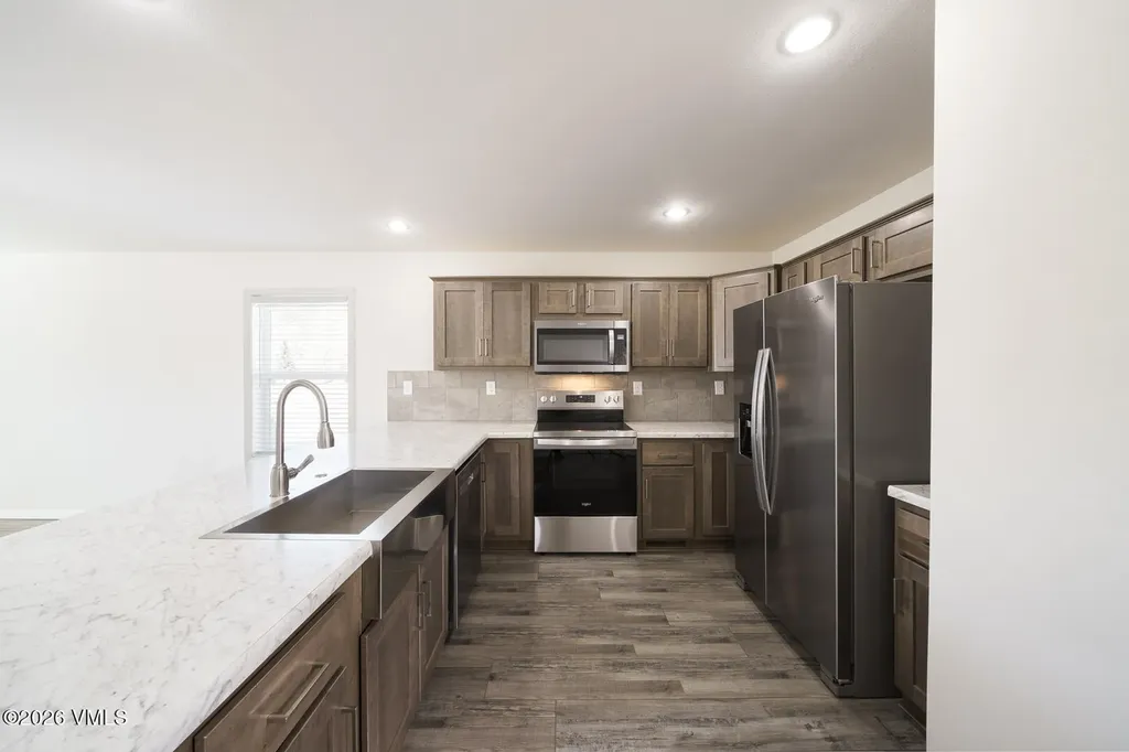 30 Buffalo Circle Gypsum CO 81637