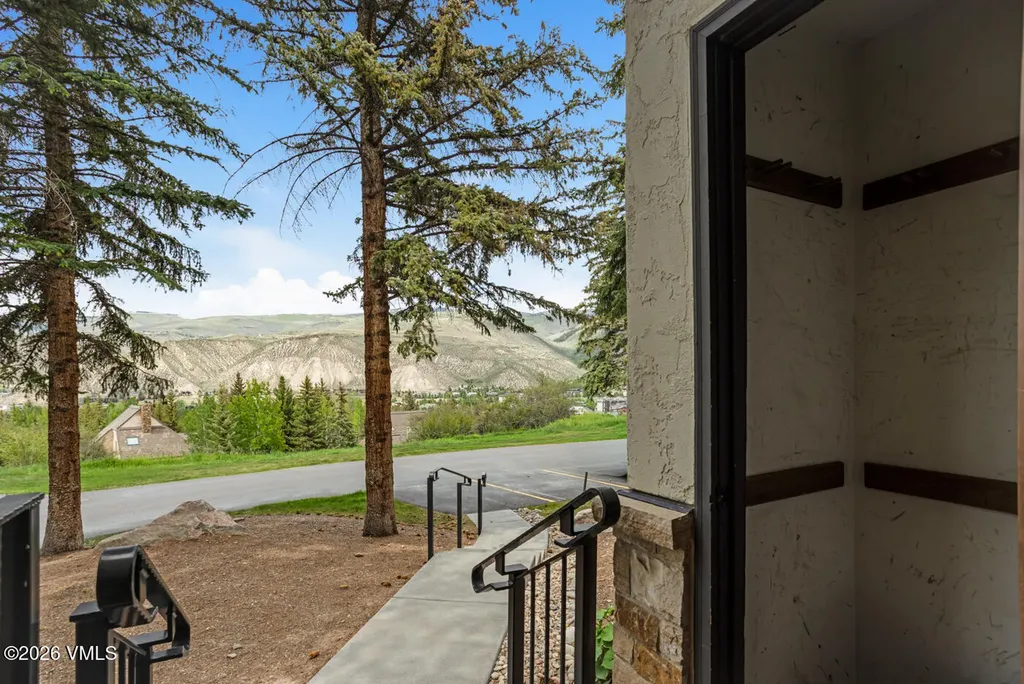 121 Willis Place Beaver Creek CO 81620
