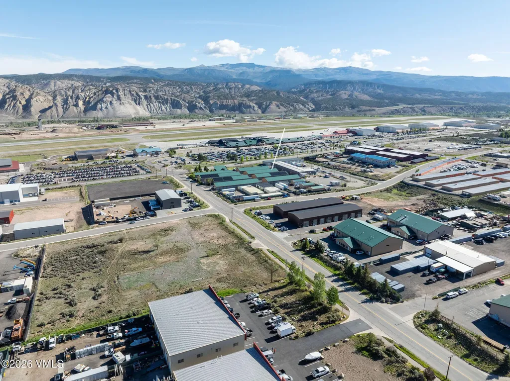 55 Spring Creek Gypsum CO 81637