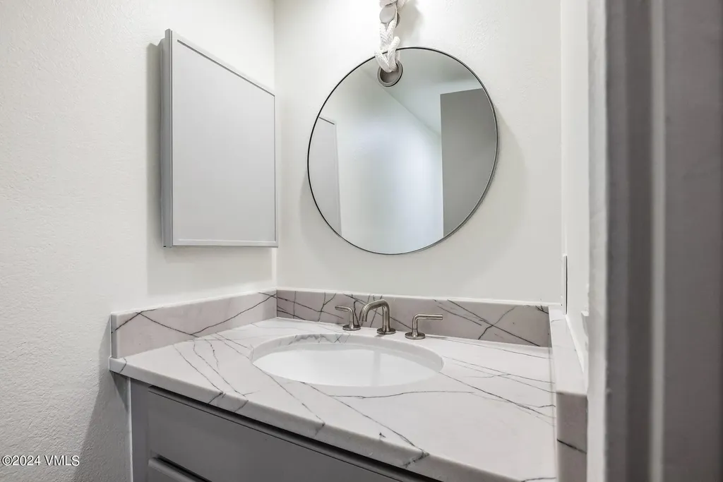 4770 Bighorn Road Vail CO 81657