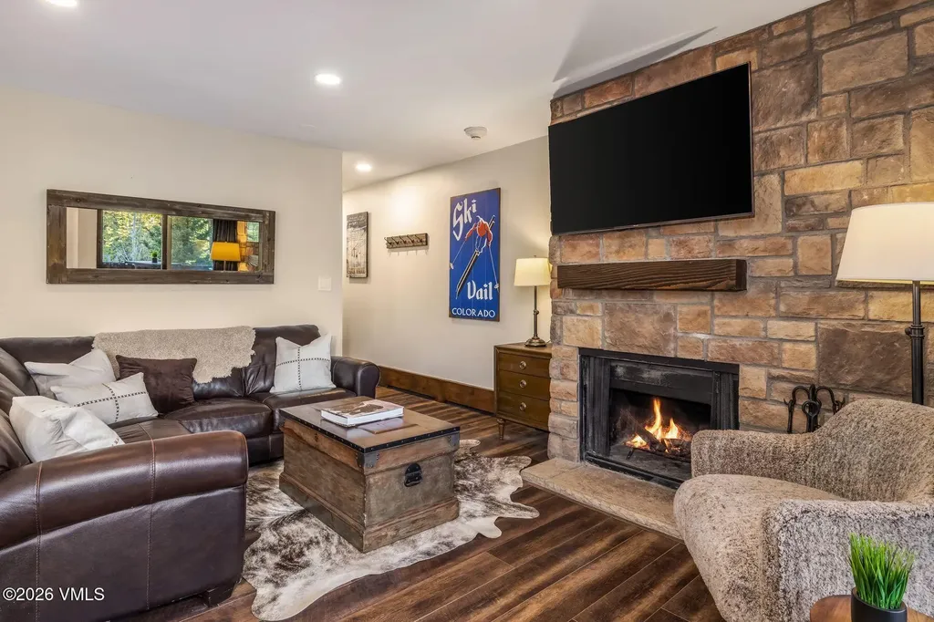 521 E Lionshead Circle Vail CO 81657
