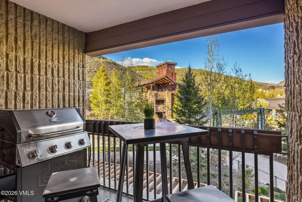 521 E Lionshead Circle Vail CO 81657