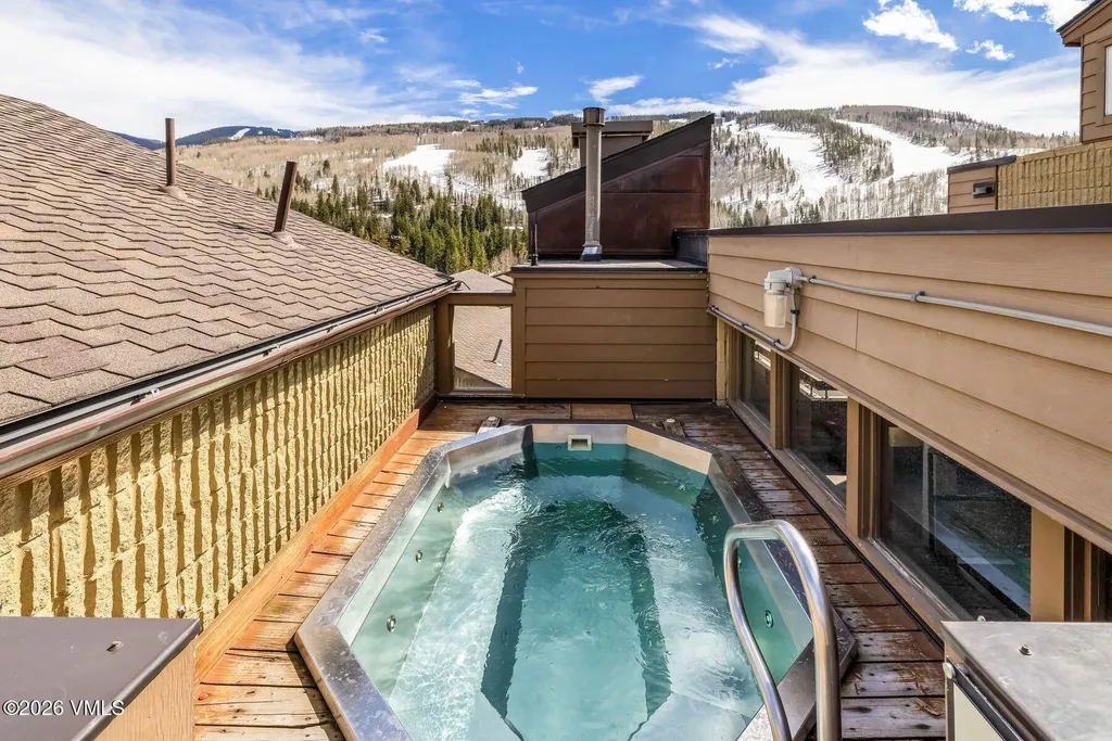 521 E Lionshead Circle Vail CO 81657