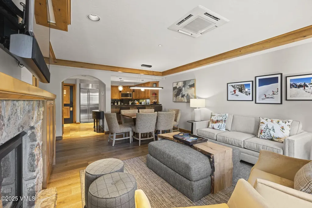 352 E Meadow Drive Vail CO 81657