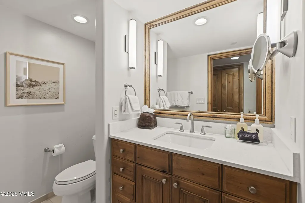 352 E Meadow Drive Vail CO 81657