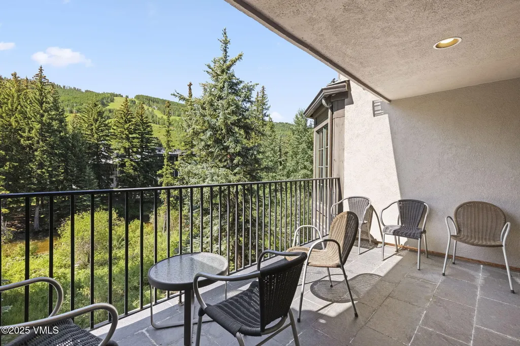 352 E Meadow Drive Vail CO 81657