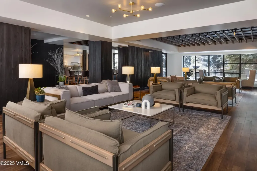 352 E Meadow Drive Vail CO 81657