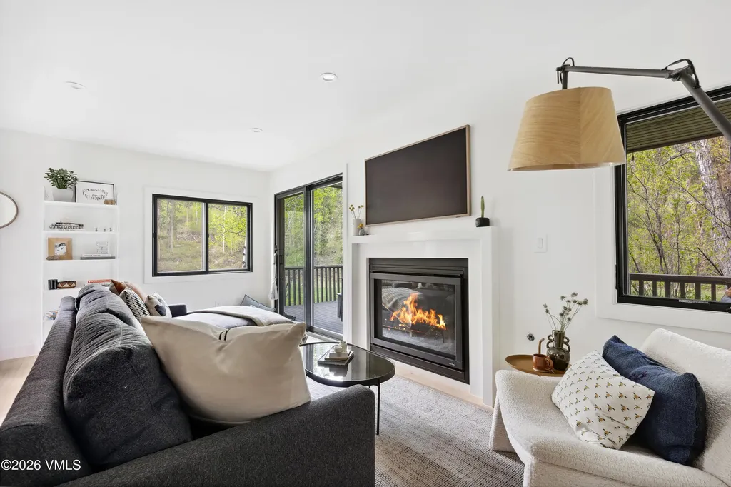1512 Buffehr Creek Road Vail CO 81657
