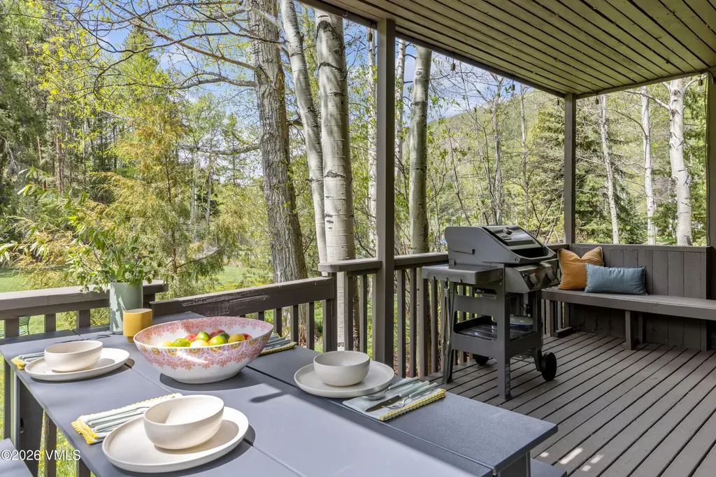 1512 Buffehr Creek Road Vail CO 81657