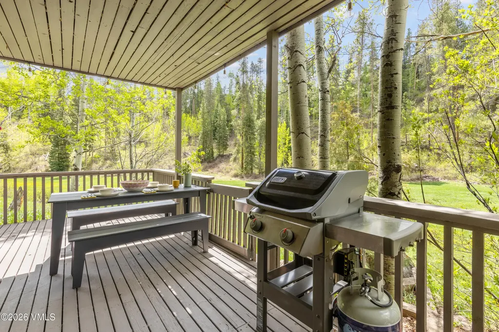 1512 Buffehr Creek Road Vail CO 81657